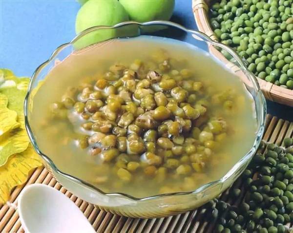 喝绿豆汤真的会解中药吗？